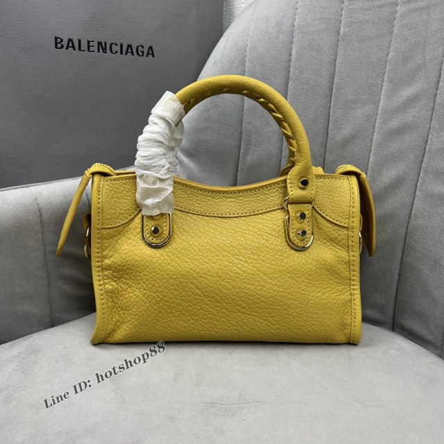 Balenciaga專櫃爆款金扣日落黃義大利進口山羊皮迷你機車包 巴黎世家原單經典手提機車包 fyj1780